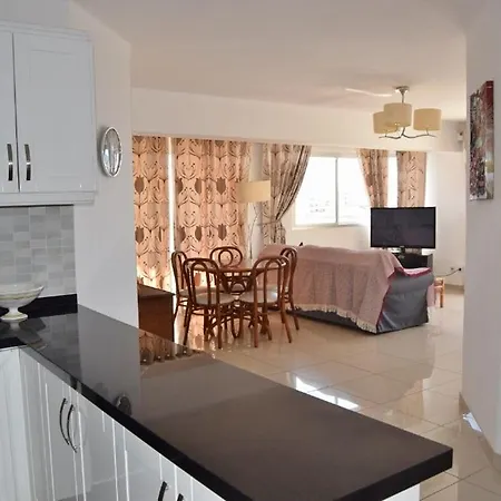 Grande En Playa La Pinta Puerto Colon Apartment