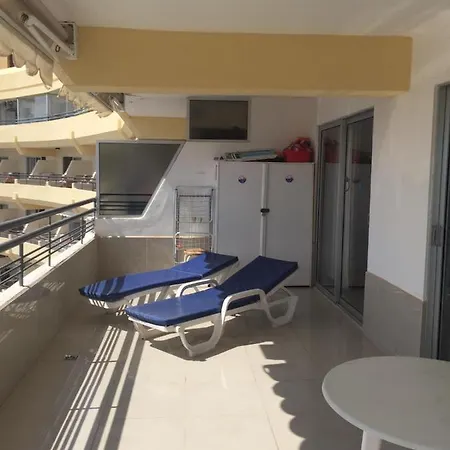 Grande En Playa La Pinta Puerto Colon Costa Adeje (Tenerife)